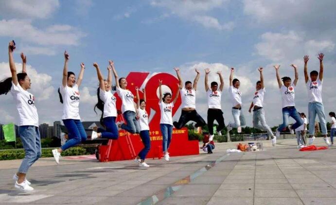 我愿祖国更强大.jpg 我愿祖国更强大.jpg